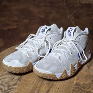 GUC Nike Kyrie 4 “Uncle Drew” Basketball Shoes White Size 10